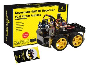 Kit Auto Inteligente 4WD Bluetooth Multifuncional V2 de Keyestudio en uso